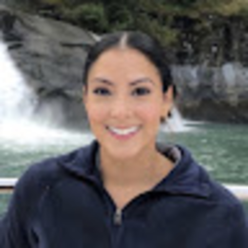 Meet your Posher, Lisa